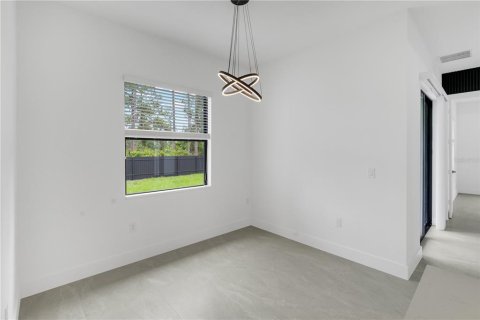 House in Lehigh Acres, Florida 4 bedrooms, 153.29 sq.m. № 2308552 - photo 12