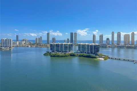 Condo in Aventura, Florida, 4 bedrooms  № 1726926 - photo 5