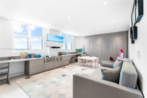 Condo in Aventura, Florida, 4 bedrooms  № 1726926 - photo 19