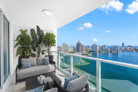 Condo in Aventura, Florida, 4 bedrooms  № 1726926 - photo 7