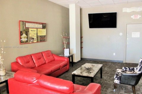Condo in Sunny Isles Beach, Florida, 1 bedroom  № 2079926 - photo 22