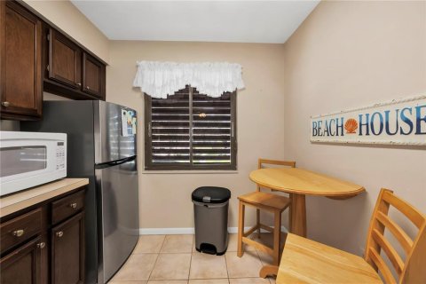 Condominio en alquiler en Sarasota, Florida, 2 dormitorios, 98.94 m2 № 1253963 - foto 12