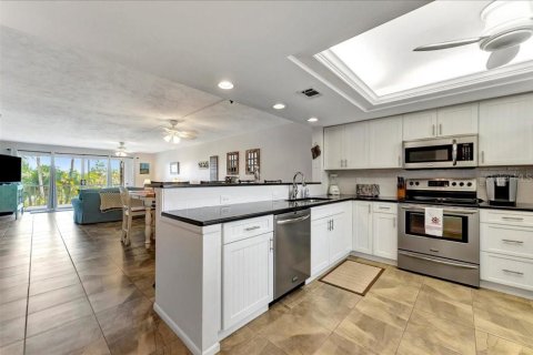 Condominio en alquiler en Bradenton, Florida, 2 dormitorios, 128.95 m2 № 1386505 - foto 11