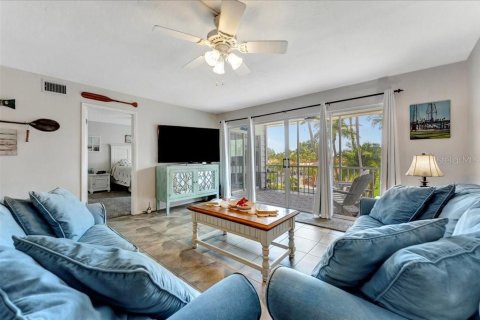 Condominio en alquiler en Bradenton, Florida, 2 dormitorios, 128.95 m2 № 1386505 - foto 3