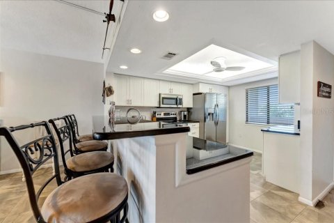 Condominio en alquiler en Bradenton, Florida, 2 dormitorios, 128.95 m2 № 1386505 - foto 12
