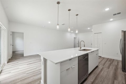 Casa en venta en Ocala, Florida, 4 dormitorios, 139.63 m2 № 1755370 - foto 13