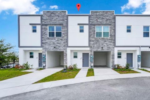 Adosado en venta en Davenport, Florida, 3 dormitorios, 138.7 m2 № 1917354 - foto 1
