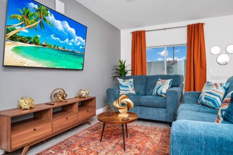 Adosado en venta en Davenport, Florida, 3 dormitorios, 138.7 m2 № 1917354 - foto 2
