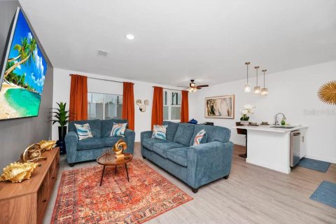 Adosado en venta en Davenport, Florida, 3 dormitorios, 138.7 m2 № 1917354 - foto 6