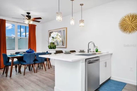 Adosado en venta en Davenport, Florida, 3 dormitorios, 138.7 m2 № 1917354 - foto 16