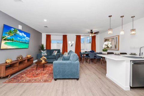 Adosado en venta en Davenport, Florida, 3 dormitorios, 138.7 m2 № 1917354 - foto 5