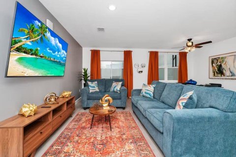 Adosado en venta en Davenport, Florida, 3 dormitorios, 138.7 m2 № 1917354 - foto 3