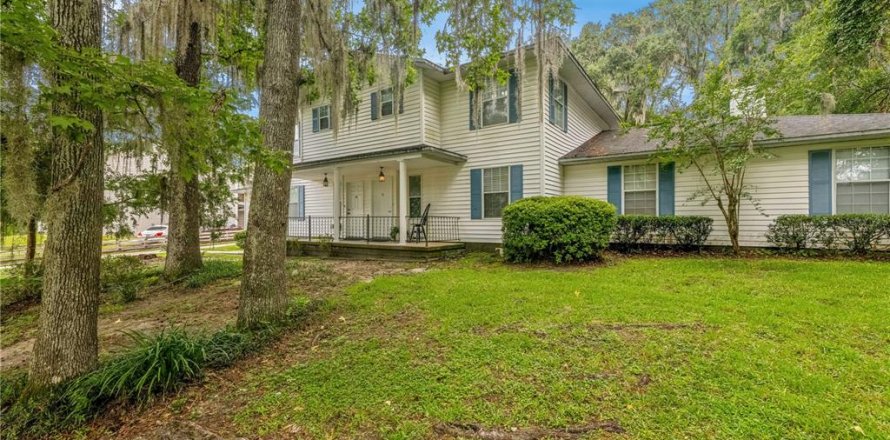 Condo in Gainesville, Florida, 3 bedrooms  № 1815873