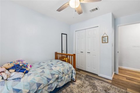 Condo in Gainesville, Florida, 3 bedrooms  № 1815873 - photo 24