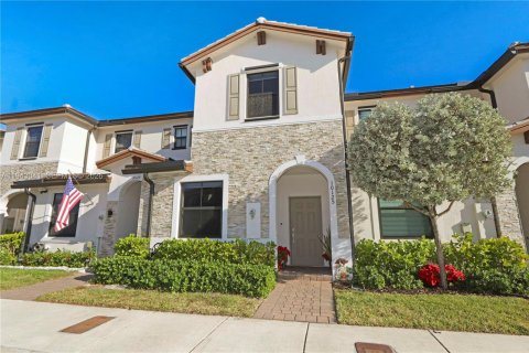 Touwnhouse à Miami, Floride 3 chambres, 147.44 m2 № 1999343