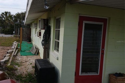 Propiedad comercial en venta en Madeira Beach, Florida, 4 dormitorios, 146.97 m2 № 1620707 - foto 7