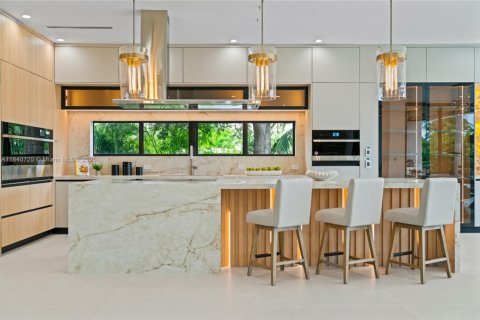 Casa en venta en Wilton Manors, Florida, 5 dormitorios, 438.31 m2 № 1831061 - foto 4