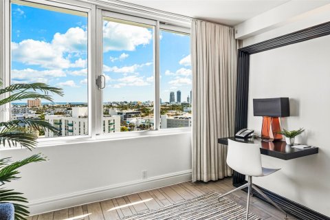 Condo in Miami Beach, Florida, 1 bedroom № 2031121 - photo 8