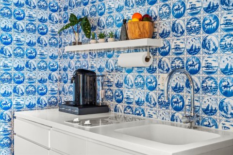 Condo in Miami Beach, Florida, 1 bedroom № 2031121 - photo 16