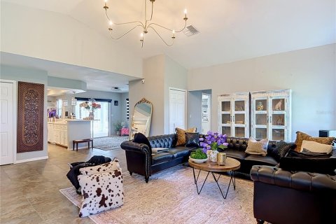 Casa en venta en Spring Hill, Florida, 3 dormitorios, 191.56 m2 № 2385703 - foto 26