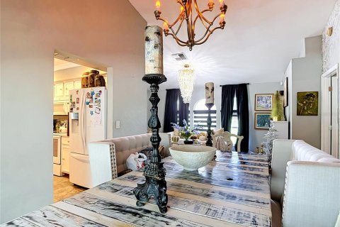 Casa en venta en Spring Hill, Florida, 3 dormitorios, 191.56 m2 № 2385703 - foto 15