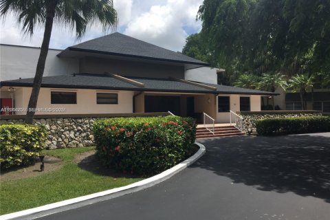 Condominio en venta en Miami, Florida, 2 dormitorios, 99.87 m2 № 2000699 - foto 23