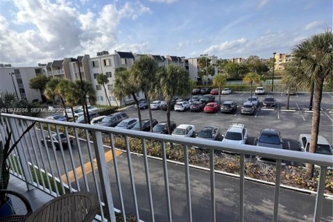 Condominio en venta en Miami, Florida, 2 dormitorios, 99.87 m2 № 2000699 - foto 22