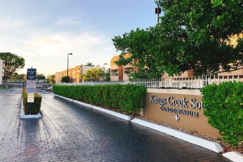 Condominio en venta en Miami, Florida, 2 dormitorios, 99.87 m2 № 2000699 - foto 3