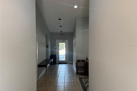 Propiedad comercial en alquiler en Ocala, Florida, 567.08 m2 № 1916888 - foto 9