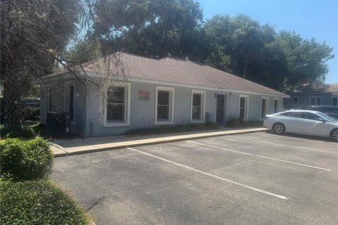 Propiedad comercial en alquiler en Ocala, Florida, 567.08 m2 № 1916888 - foto 4