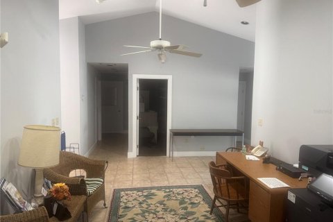 Propiedad comercial en alquiler en Ocala, Florida, 567.08 m2 № 1916888 - foto 7