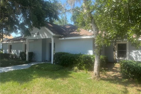 Propiedad comercial en alquiler en Ocala, Florida, 567.08 m2 № 1916888 - foto 2