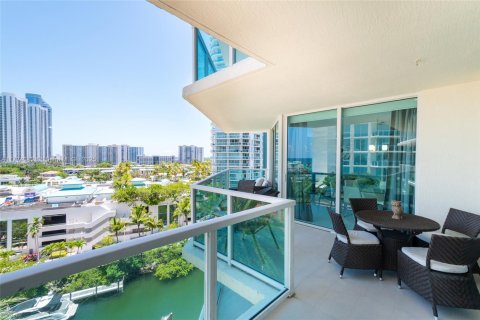 Condo in Sunny Isles Beach, Florida, 3 bedrooms  № 1942554 - photo 18