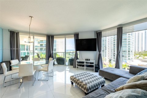 Condo in Sunny Isles Beach, Florida, 3 bedrooms  № 1942554 - photo 6
