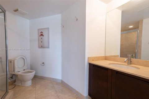 Condo in Sunny Isles Beach, Florida, 3 bedrooms  № 1942554 - photo 11