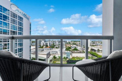 Copropriété à vendre à Miami Beach, Floride: 1 chambre, 76.18 m2 № 2066236 - photo 6