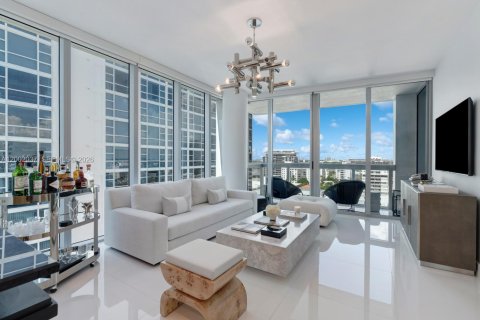 Copropriété à vendre à Miami Beach, Floride: 1 chambre, 76.18 m2 № 2066236 - photo 3