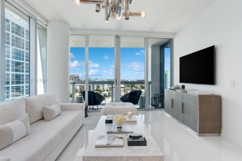 Copropriété à vendre à Miami Beach, Floride: 1 chambre, 76.18 m2 № 2066236 - photo 4
