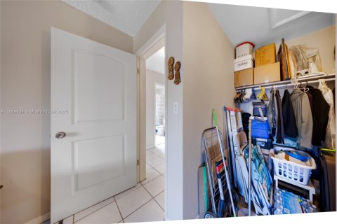 Condominio en venta en Miami, Florida, 2 dormitorios, 80.82 m2 № 1957556 - foto 16