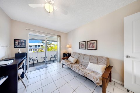 Condominio en venta en Miami, Florida, 2 dormitorios, 80.82 m2 № 1957556 - foto 17