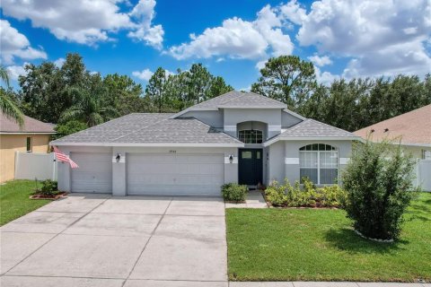 House in Spring Hill, Florida 4 bedrooms, 202.99 sq.m. № 1850021 - photo 1