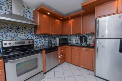 Copropriété à vendre à Miami, Floride: 2 chambres, 113.53 m2 № 1875368 - photo 27
