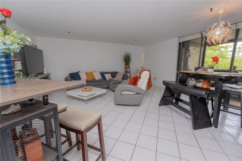Copropriété à vendre à Miami, Floride: 2 chambres, 113.53 m2 № 1875368 - photo 4