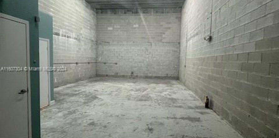 Immobilier commercial à Miami, Floride № 1229228