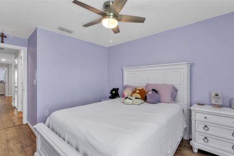 Townhouse in Winter Garden, Florida 3 bedrooms, 168.52 sq.m. № 2102439 - photo 29