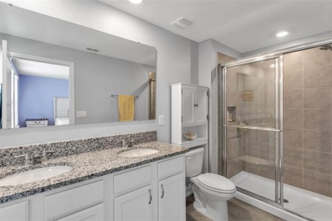Townhouse in Winter Garden, Florida 3 bedrooms, 168.52 sq.m. № 2102439 - photo 25