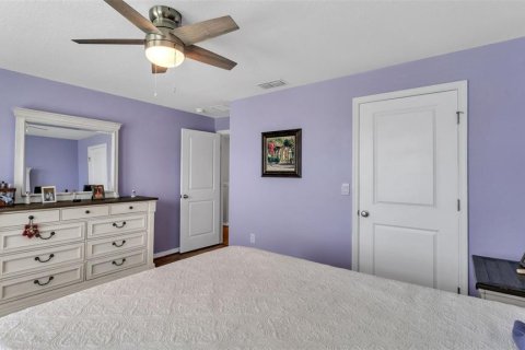 Townhouse in Winter Garden, Florida 3 bedrooms, 168.52 sq.m. № 2102439 - photo 24