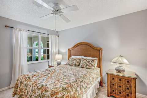 House in Sarasota, Florida 2 bedrooms, 127.83 sq.m. № 1895119 - photo 15