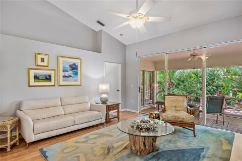 House in Sarasota, Florida 2 bedrooms, 127.83 sq.m. № 1895119 - photo 7