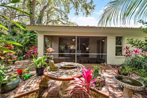 House in Sarasota, Florida 2 bedrooms, 127.83 sq.m. № 1895119 - photo 23